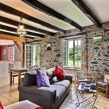 Holiday Home Le Gite De Kerneuil Gommenecʼh 外观 照片